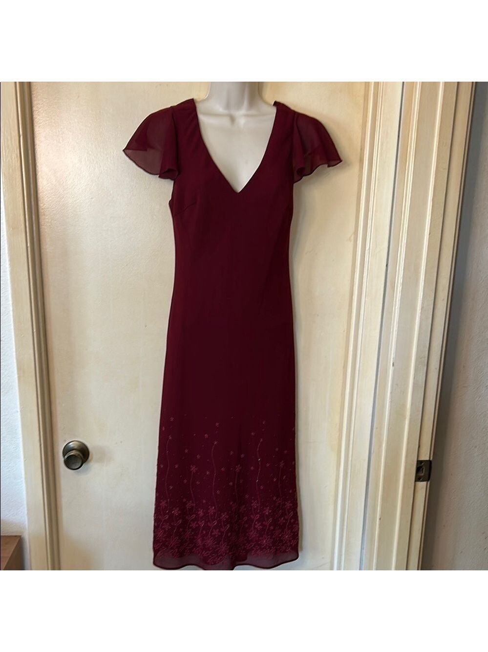 Veronica Burgundy Beaded Sheath  Dress with V-Neck and Flutter Cap Sleeves sz L